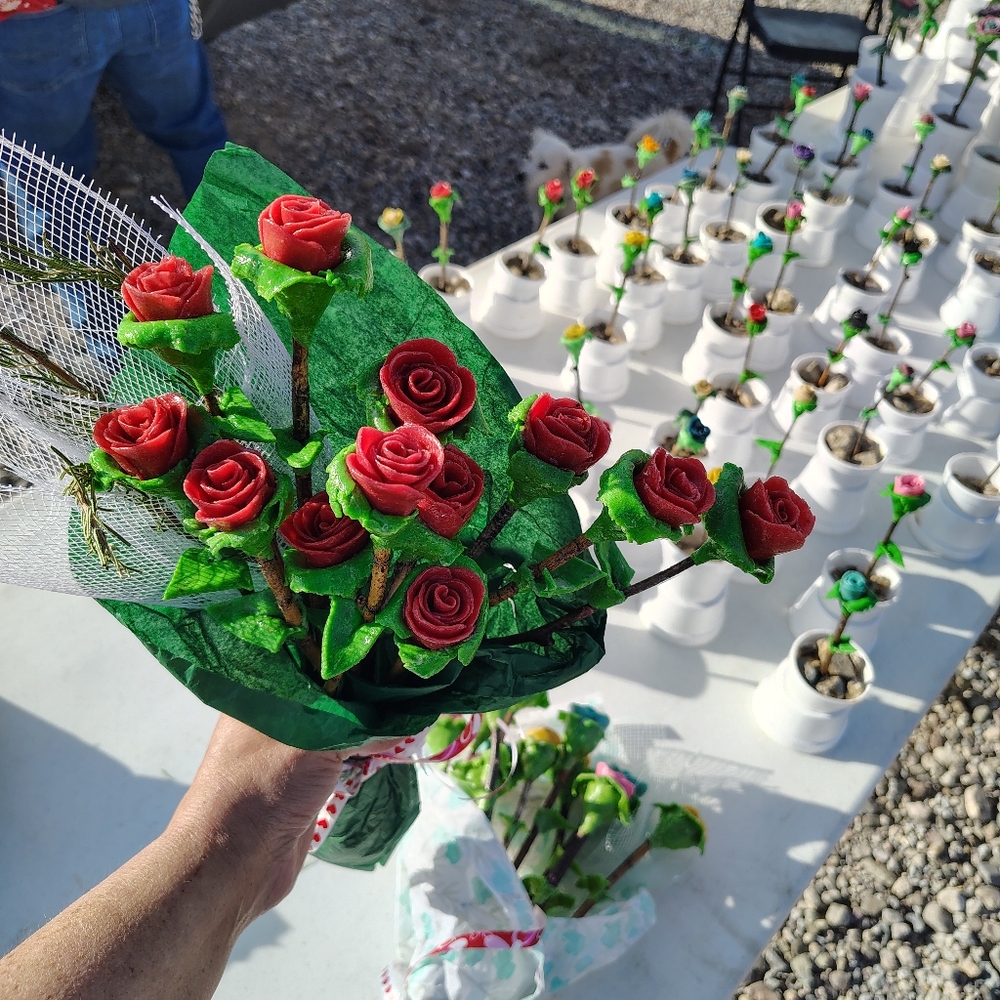 Handmade Rose's - Picture 2 of 3